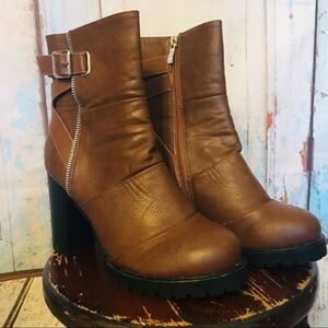 G.C Faux Leather‎ Zipper Boots Sz 9